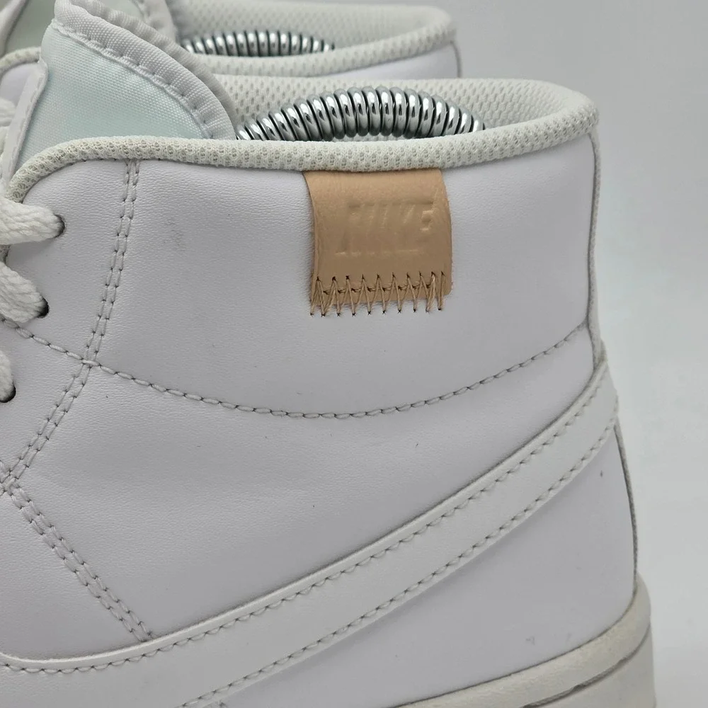 Nike step into